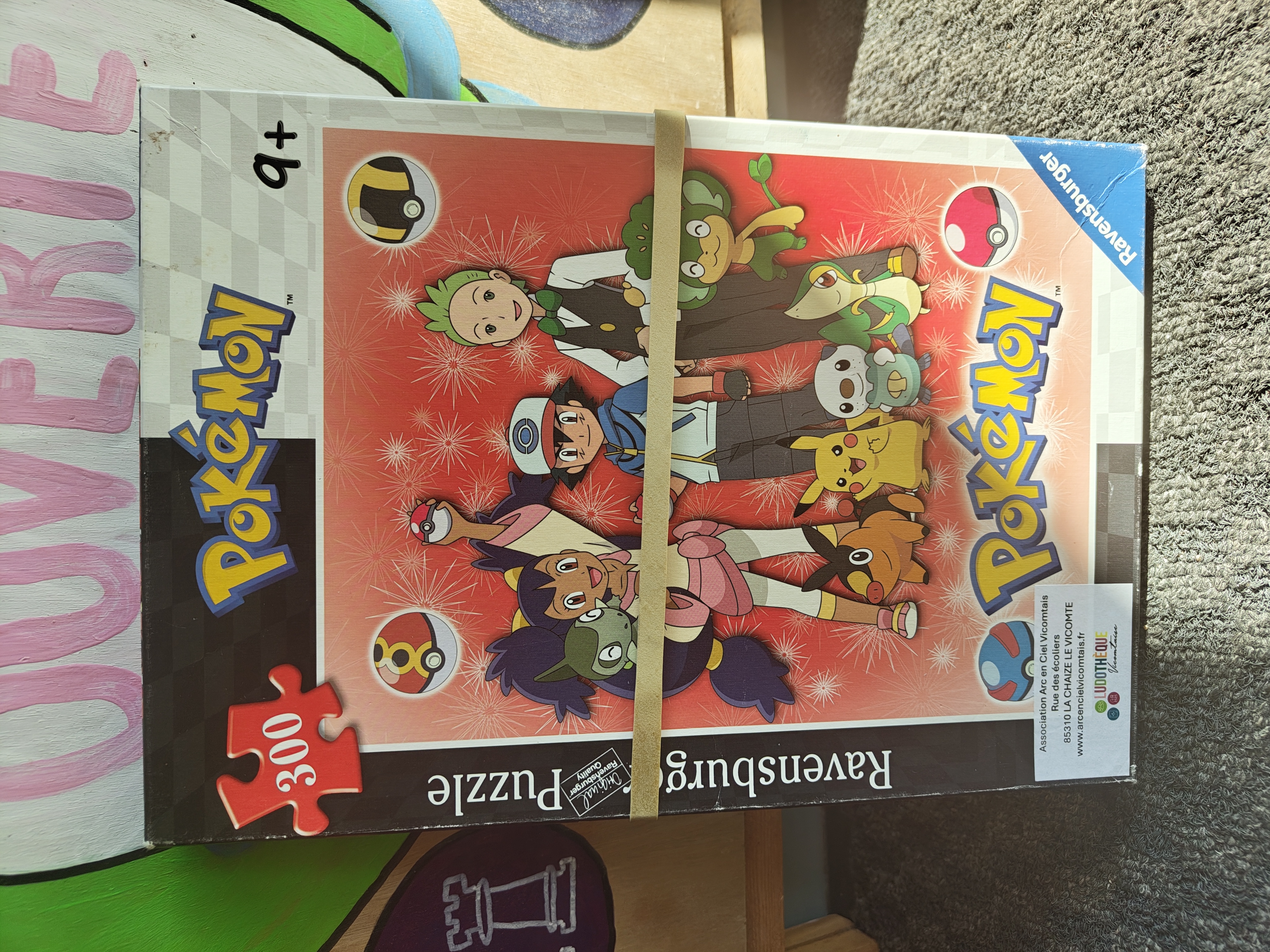 Puzzle pokémon 300pcs